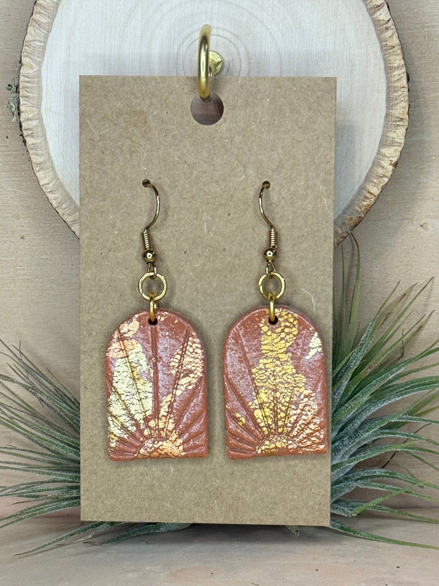 Golden Horizon Hooks