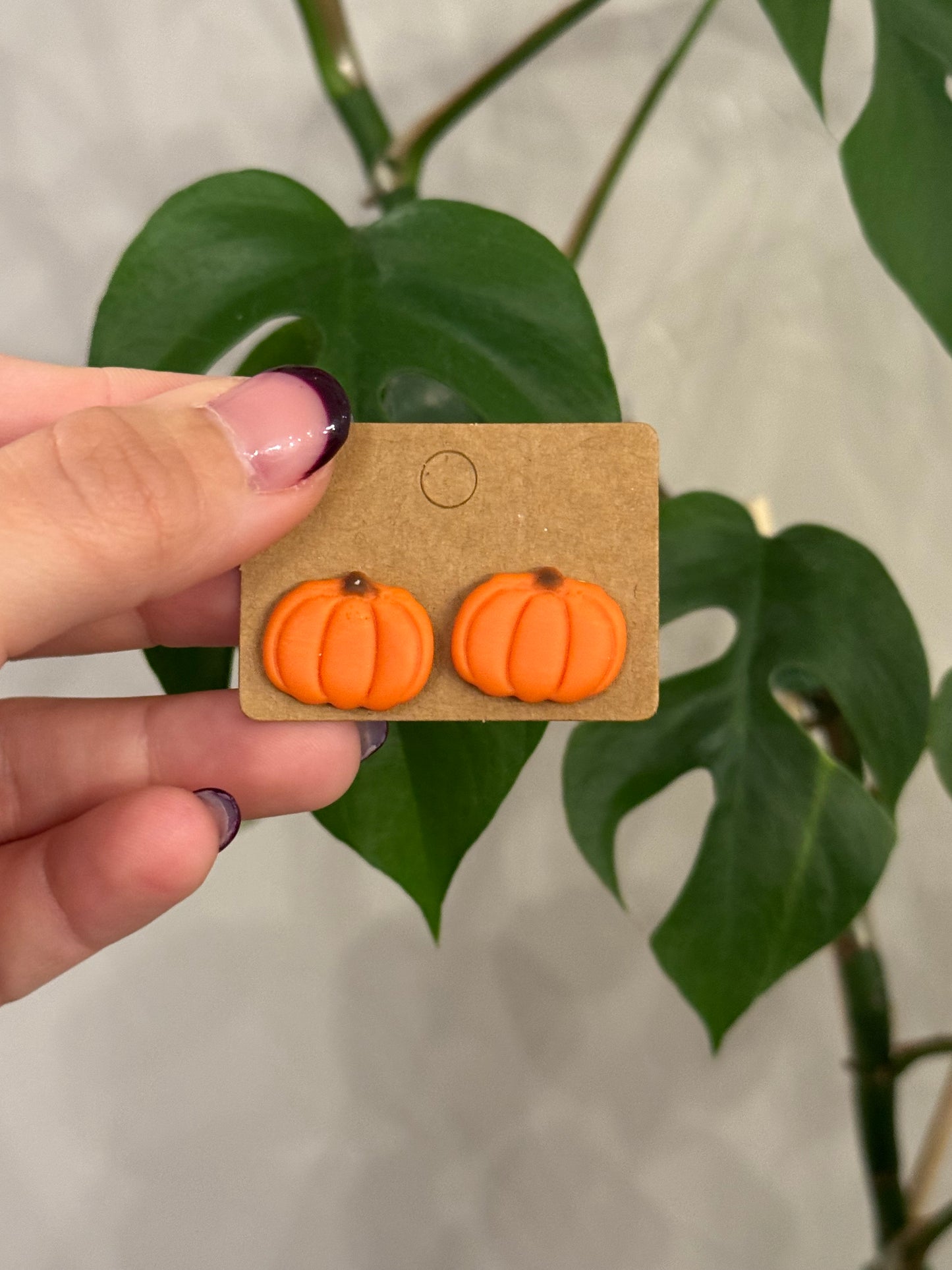 Mini Pumpkin Studs